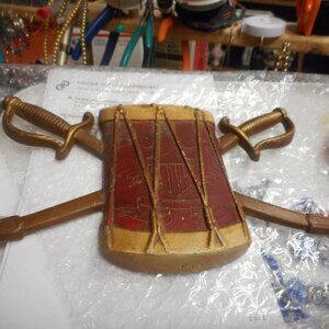 VIINTAGE WALL DECOR, drum, & 2 swords, red and gold, on the back - SEXTON USA 57